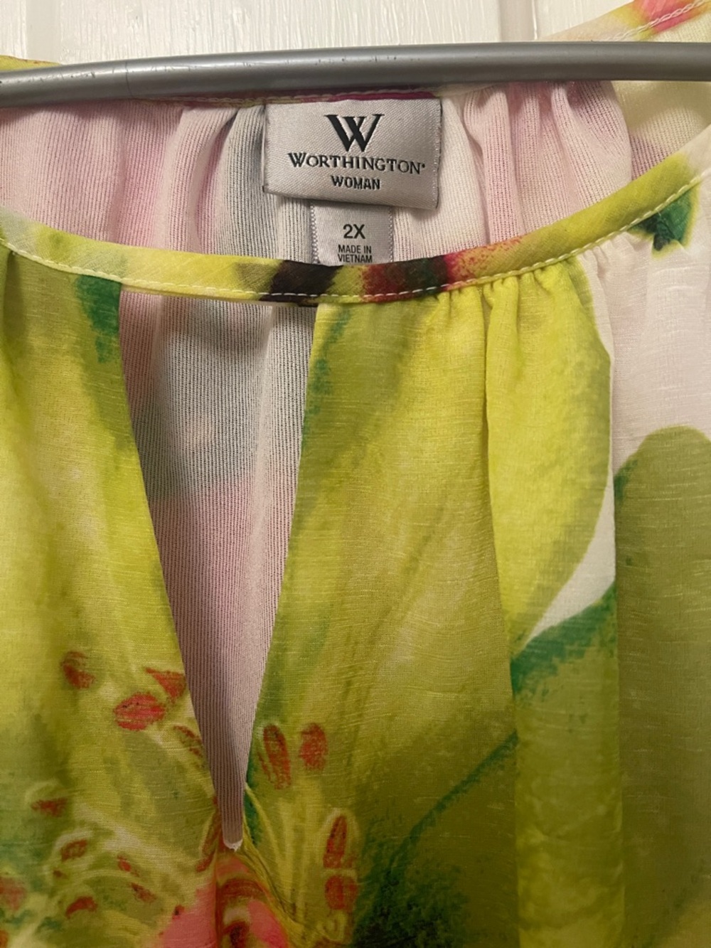 W by Worth White Floral Keyhole top with Green & Pink Accents - Picture 3 of 5